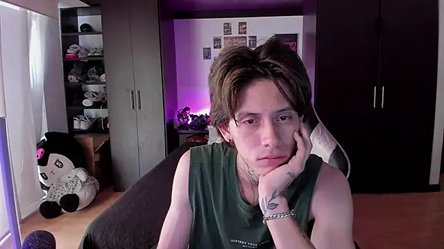 xIce Boy online show from 02/15/26, 03:20