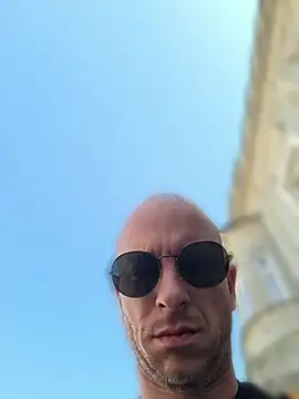 svenpfeifer online show from 04/23/26, 12:29