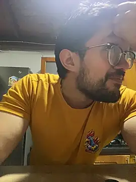 Snapshot of SrM0rgan chatting on 03/22/25, 04:56 SrM0rgan online show from 03/22/25, 04:56