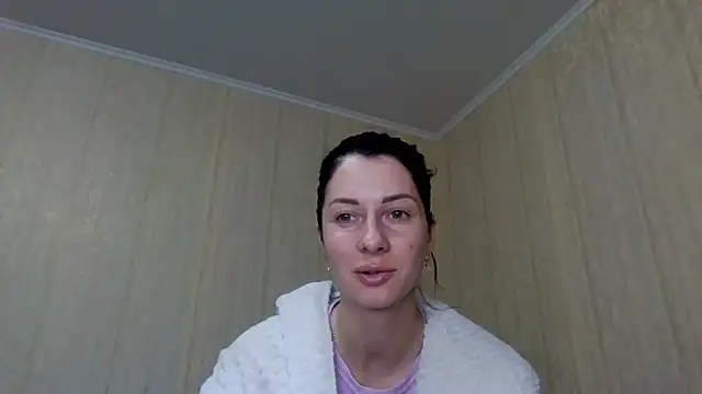 Snapshot of _Black-Panther_ chatting on 09/13/25, 06:02 Black-Panther online show from 09/13/25, 06:02