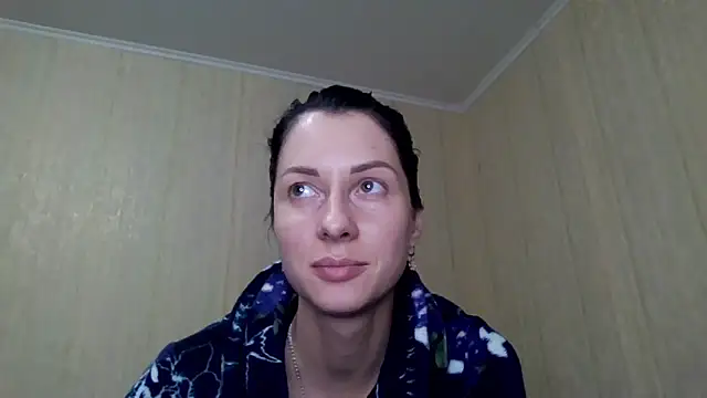 Snapshot of _Black-Panther_ chatting on 09/23/25, 04:32 Black-Panther online show from 09/23/25, 04:32