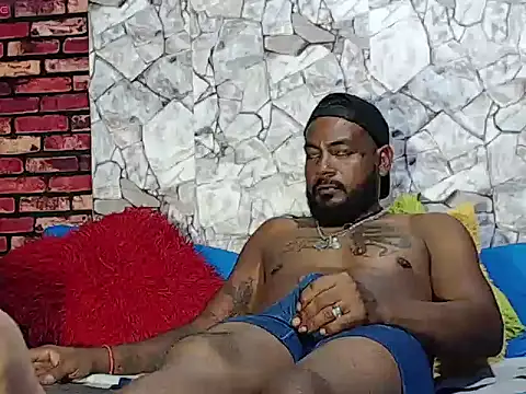 BladeFoxxx1 online show from 02/23/26, 04:21