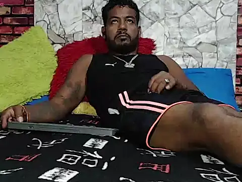 BladeFoxxx1 online show from 03/10/26, 01:10