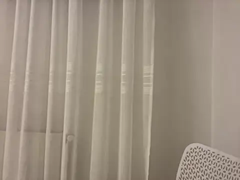 Snapshot of Veramaia chatting on 06/29/26, 02:50 Veramaia online show from 06/29/26, 02:50