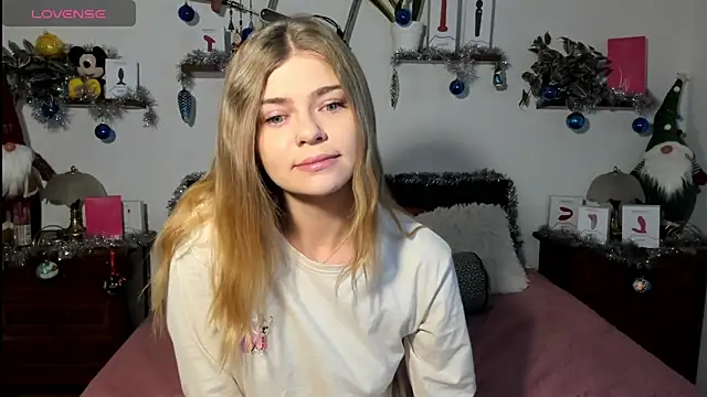 HaleyReedme online show from 12/23/25, 08:23