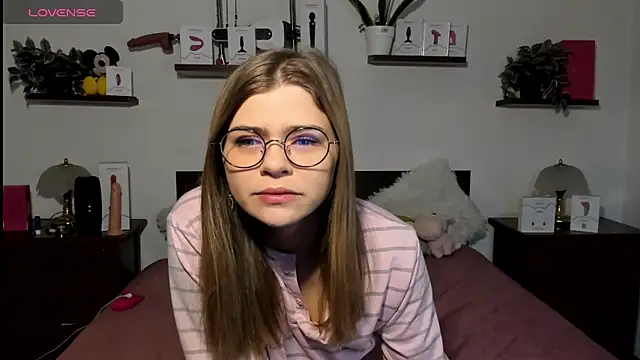 HaleyReedme online show from 02/02/26, 08:02