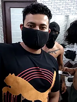 sumitsharma72 online show from 04/22/26, 06:09