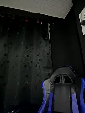 Tracy KS online show from 11/27/25, 03:08