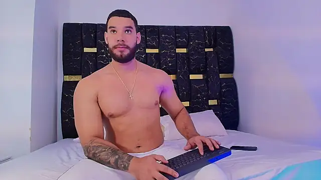 chris blake   online show from 11/24/25, 06:07