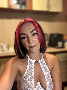 Snapshot of MeganFoxiy chatting on 10/11/25, 03:17 MeganFoxiy online show from 10/11/25, 03:17