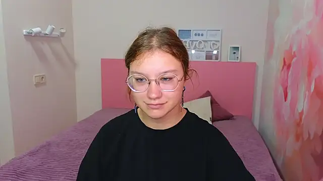 AngelinaLow online show from 09/09/25, 11:21