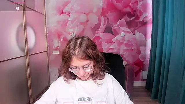 AngelinaLow online show from 10/28/25, 12:30