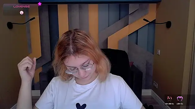 AngelinaLow online show from 01/12/26, 12:32