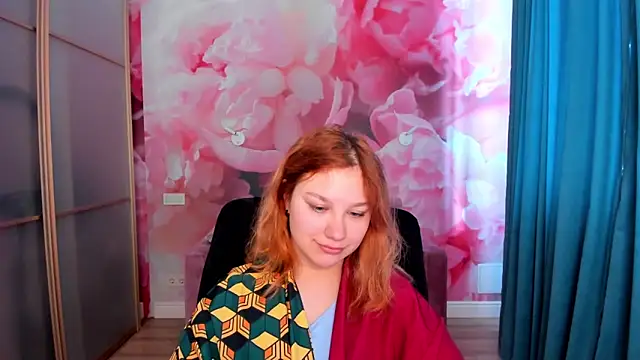 Snapshot of AngelinaLow chatting on 04/26/26, 05:27 AngelinaLow online show from 04/26/26, 05:27