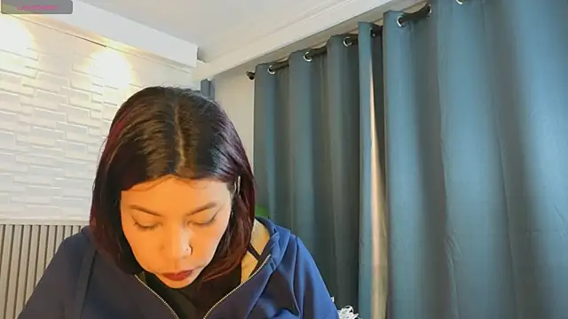 TiffanyWalk online show from 04/18/26, 12:42