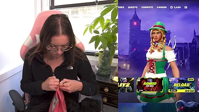 Snapshot of SpaceCowWhore chatting on 10/10/25, 04:39 SpaceCowWhore online show from 10/10/25, 04:39