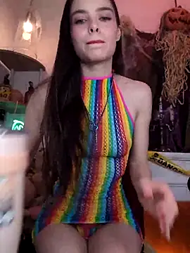 Snapshot of Orianela chatting on 10/24/25, 08:16 Orianela online show from 10/24/25, 08:16