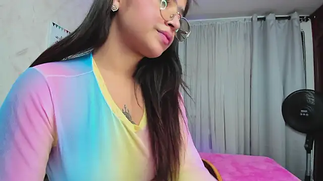 Snapshot of sophie-carter chatting on 09/27/25, 08:03 sophie-carter online show from 09/27/25, 08:03