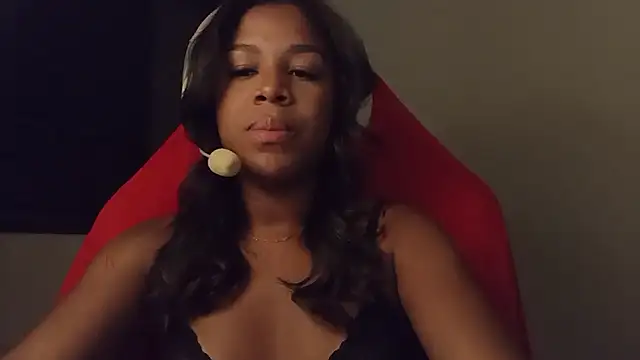 cammydebora online show from 10/07/25, 12:30