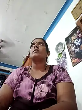 Snapshot of kissmetha chatting on 09/22/25, 11:45 kissmetha online show from 09/22/25, 11:45