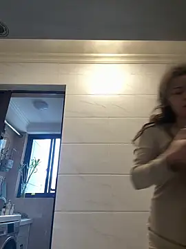 aa520uv online show from 03/18/26, 02:26