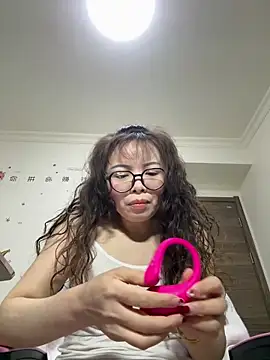 aa520uv online show from 03/20/26, 04:39