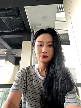 linger-23 online show from 09/30/25, 06:18