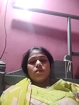 Ayeshaji online show from 11/18/25, 11:03