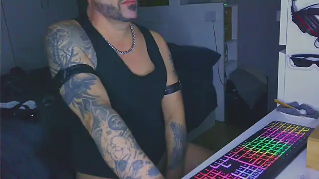 luivksmad online show from 12/02/25, 05:13