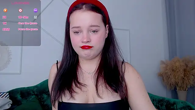 Cute kitty- online show from 10/01/25, 10:05