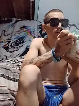 Snapshot of Imjoshinnu chatting on 10/14/25, 10:27 Imjoshinnu online show from 10/14/25, 10:27