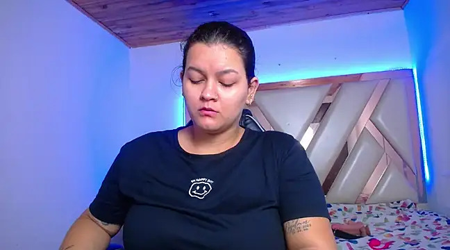 kriss sweetboobs10 online show from 03/16/25, 11:05