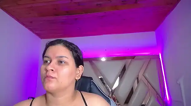 kriss sweetboobs10 online show from 03/20/25, 01:15