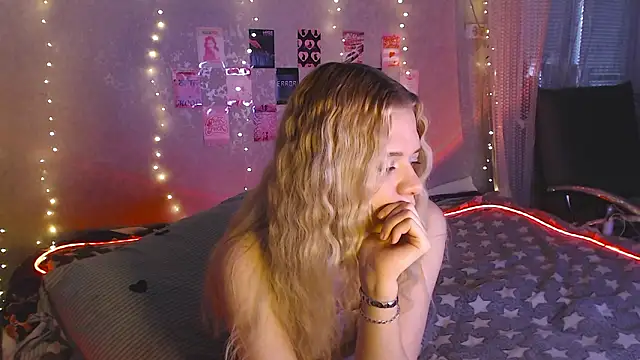 Your Horny Friends online show from 03/20/26, 01:49