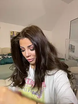 CelineReys online show from 03/18/26, 12:58