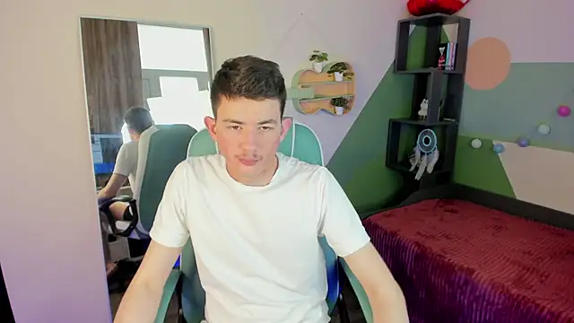 Danny  Magic online show from 03/15/25, 01:40