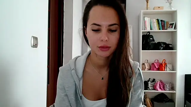 Snapshot of MayaJoy24 chatting on 09/26/25, 07:34 MayaJoy24 online show from 09/26/25, 07:34