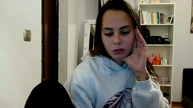 Snapshot of MayaJoy24 chatting on 10/08/25, 06:49 MayaJoy24 online show from 10/08/25, 06:49