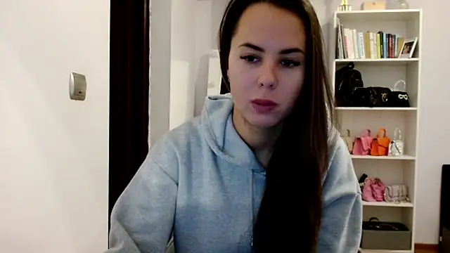 Snapshot of MayaJoy24 chatting on 10/09/25, 06:55 MayaJoy24 online show from 10/09/25, 06:55