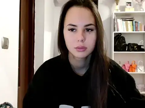 Snapshot of MayaJoy24 chatting on 10/20/25, 06:25 MayaJoy24 online show from 10/20/25, 06:25