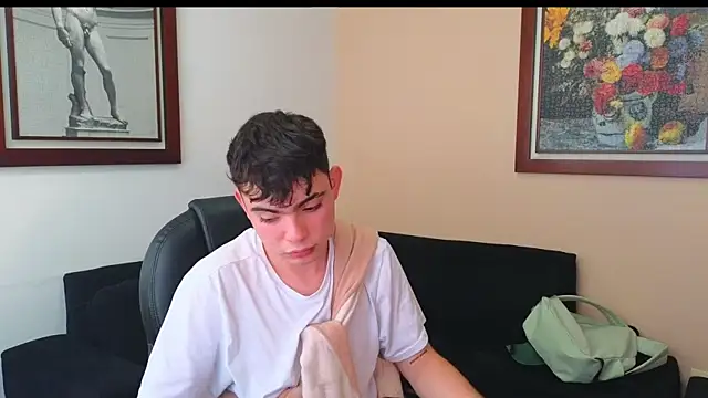 lukeboyce33 online show from 09/24/25, 09:40