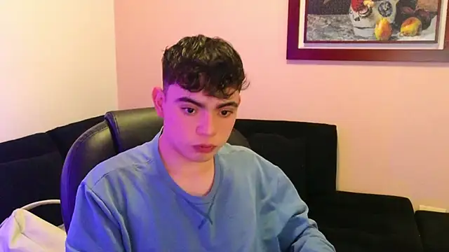 lukeboyce33 online show from 10/17/25, 11:51