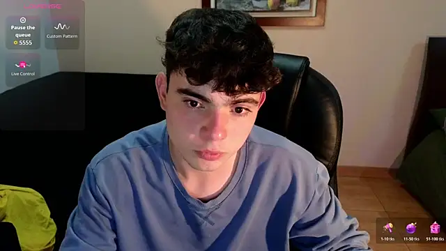 lukeboyce33 online show from 03/18/26, 04:04