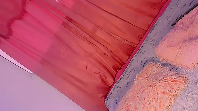 Mariana-ofc online show from 09/15/25, 11:54