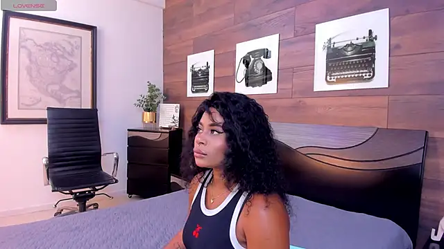 SammyDesire 10 online show from 02/18/26, 07:43