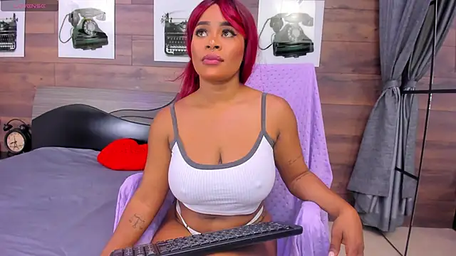 SammyDesire 10 online show from 04/15/26, 07:21