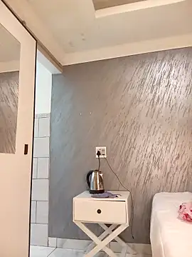 Hotytoty26 online show from 10/07/25, 02:53