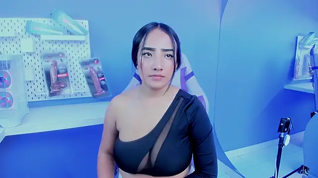 Alice 26  online show from 02/17/26, 01:51