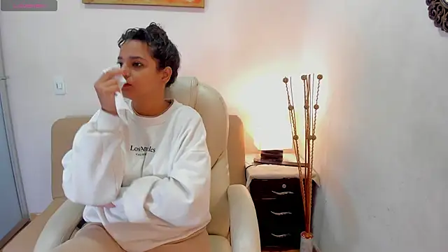 miranda torres online show from 03/22/25, 12:14