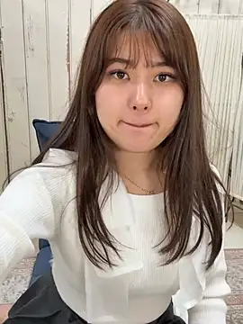 Snapshot of miharu01 chatting on 03/19/25, 08:22 miharu01 online show from 03/19/25, 08:22